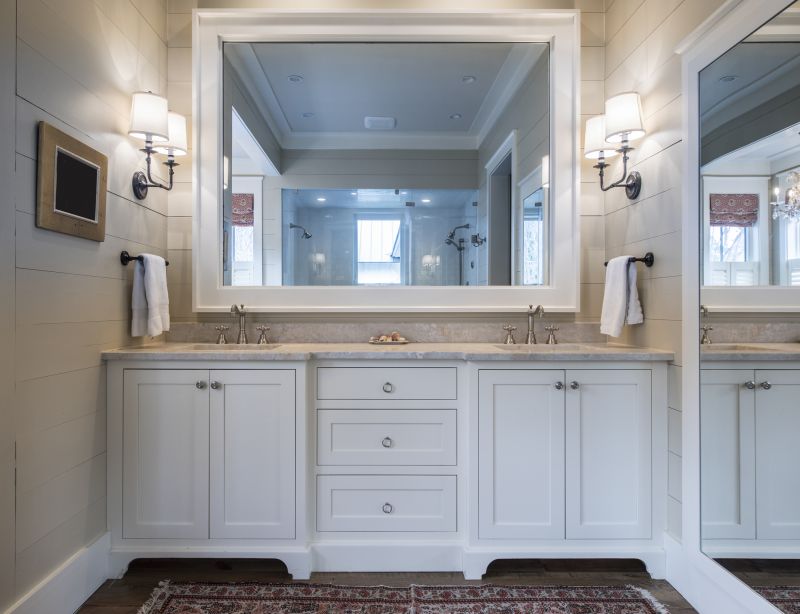 Luxury Vanity and Fixtures